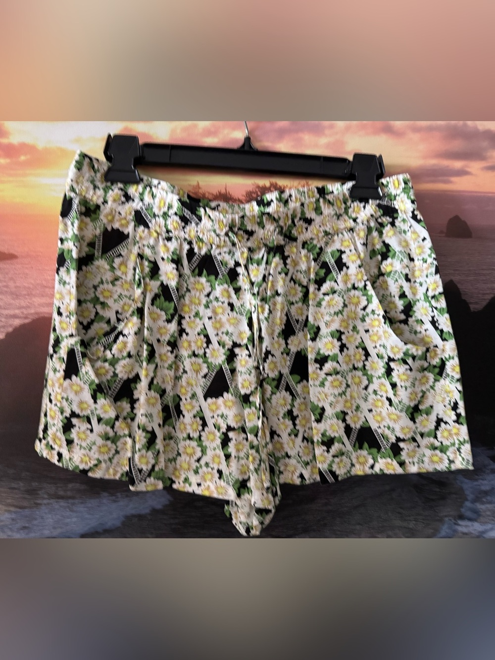 French Connection Black Floral Daisy Print High-Waist Shorts